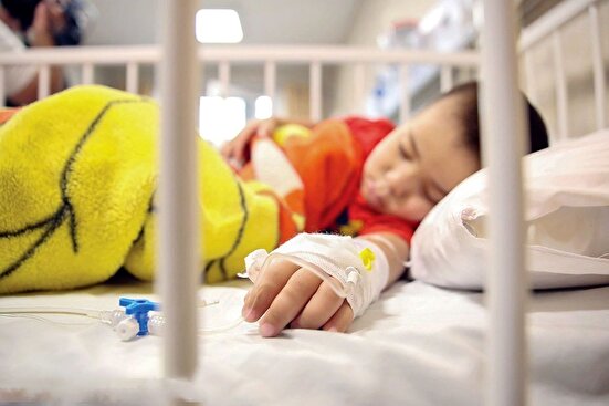 درمان کودکان بیمه شده زیر هفت سال در بیمارستان‌های دولتی رایگان شد