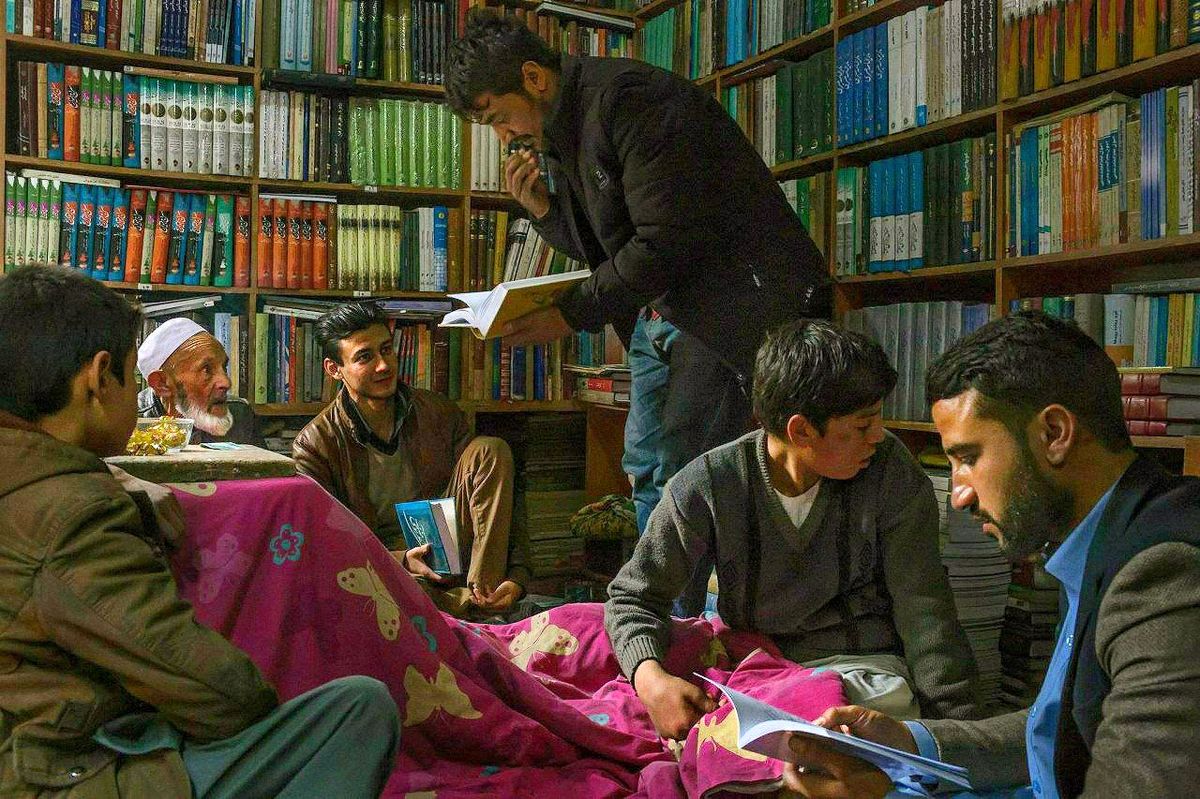 چاپ ممیزی‌های ایران در افغانستان