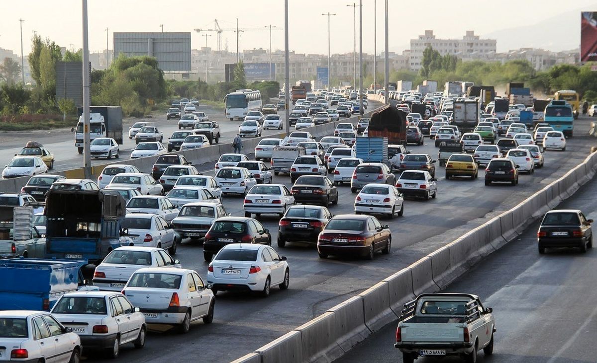ترافیک سنگین در آزادراه قزوین - رشت/ افزایش ٨.۵ درصدی تردد نسبت به ٢٣ مرداد