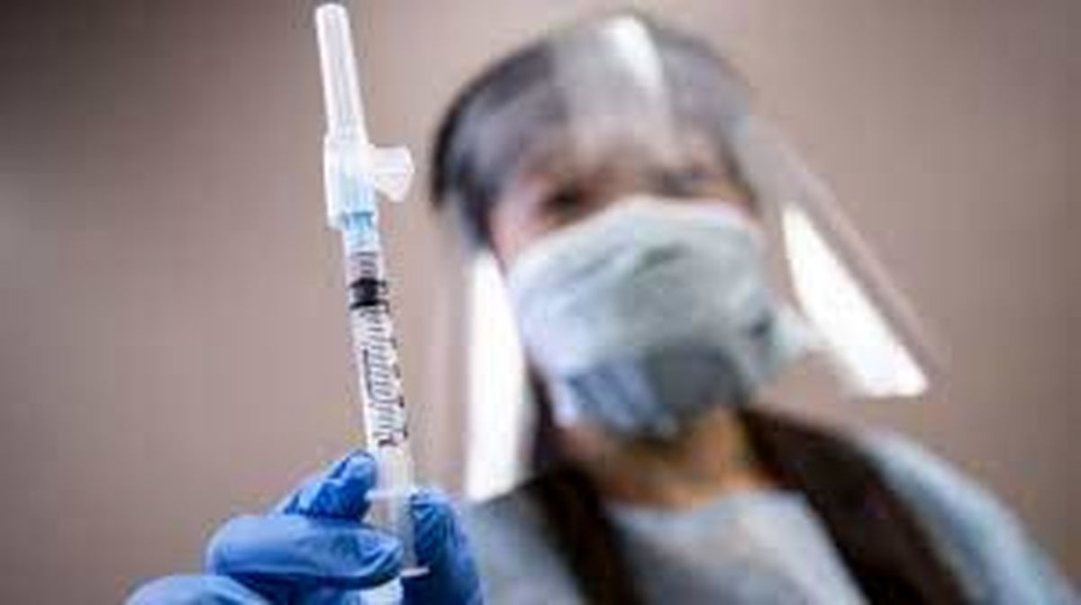 واکسیناسیون رانندگان و فعالان حمل و نقل بار شهری از فردا آغاز  می شود