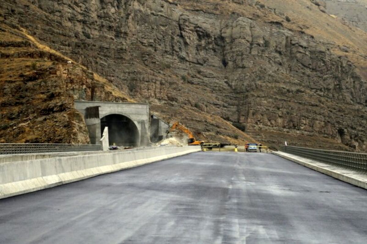 افتتاح بلندترین تونل خاورمیانه در آزاد راه تهران – شمال
