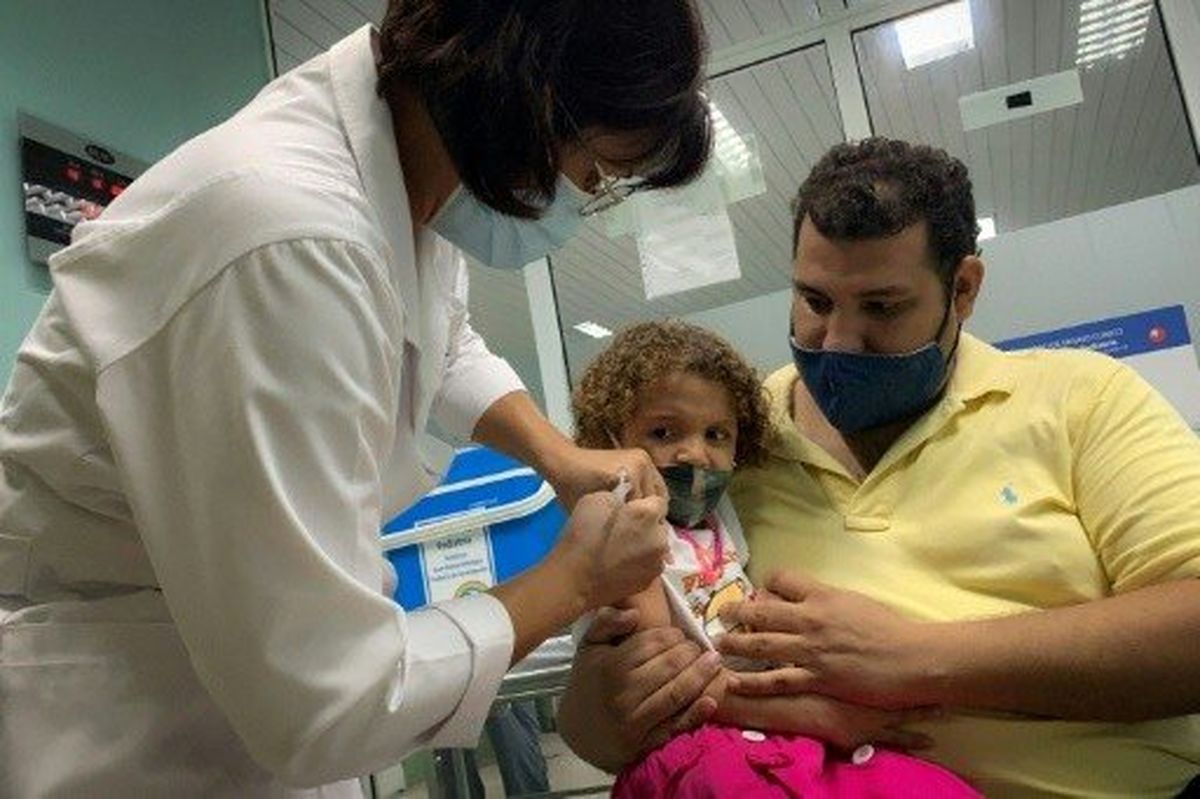 واکسیناسیون کودکان بالای ۲ سال در کوبا آغاز شد