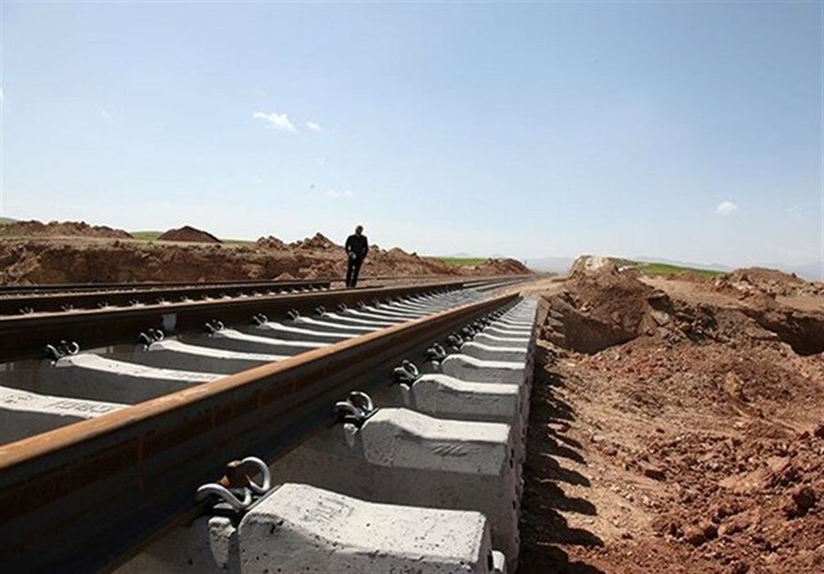 سرعت ساخت راه‌آهن ایران و عراق افزایش می یابد