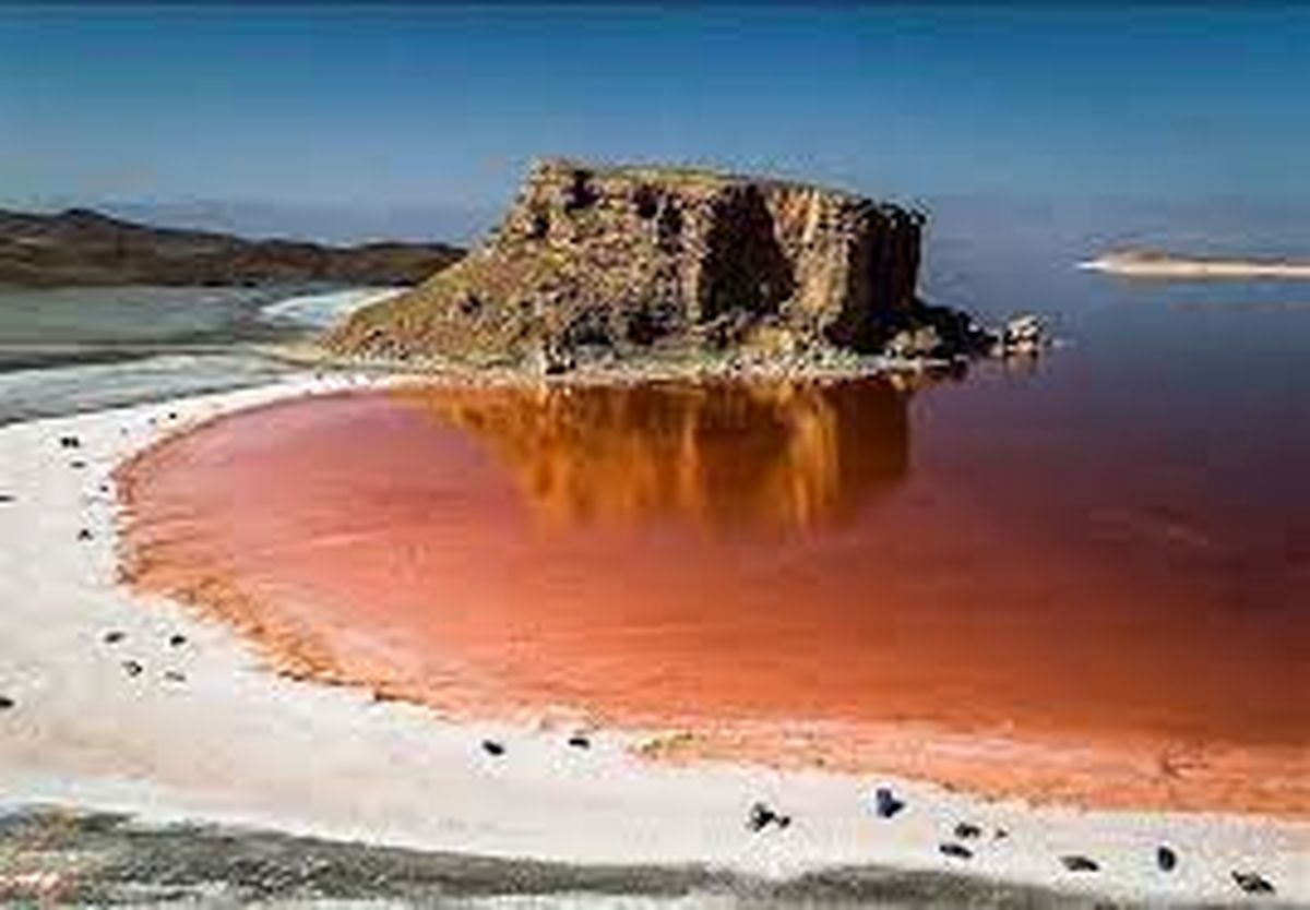 در پایان سال آبی، حجم آب دریاچه ارومیه به ۲.۷ میلیارد متر مکعب رسید
