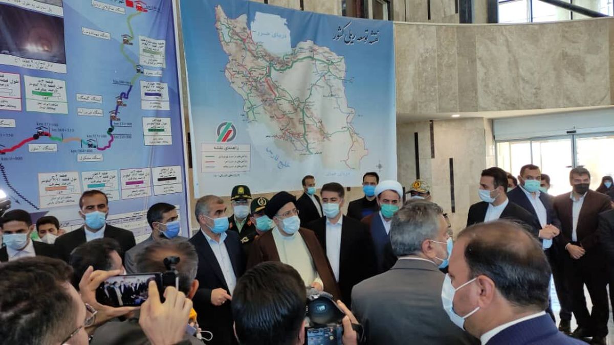 رییس جمهوری: تکمیل راه‌آهن میانه - اردبیل با جدیت دنبال شود
