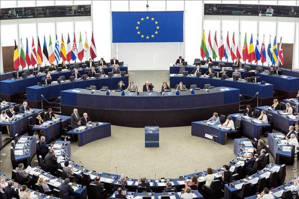 رای پارلمان اروپا به درخواست تروریستی نامیدن سپاه