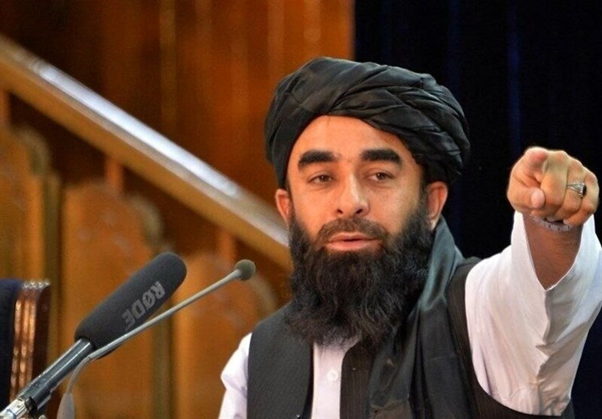سخنگوی طالبان می‌گوید رسانه‌هایی که «خبرهای منفی» نشر می‌کنند اجازه فعالیت ندارند