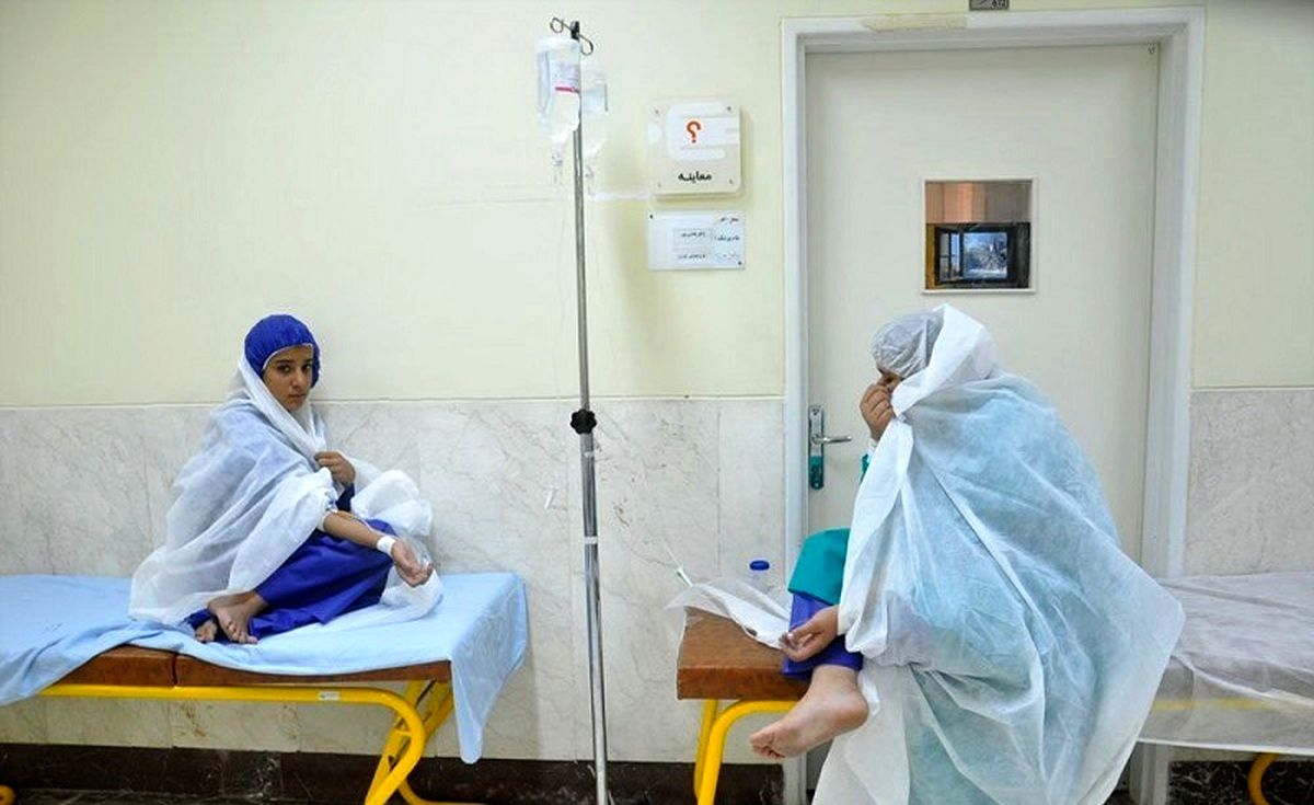 تداوم مسمومیت‌ها؛ امروز ۷۰۰ دانش‌آموز در خوزستان و ۱۰۰ نفر در مشهد نیشابور مسموم شدند