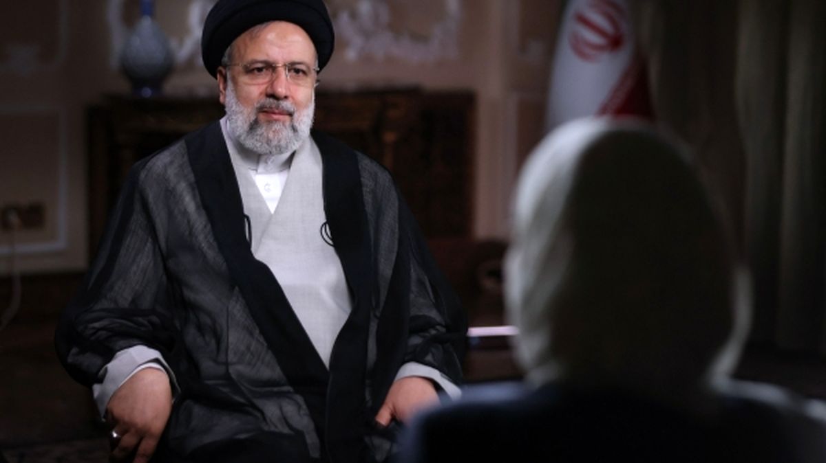 رئیسی به شبکه CBS امریکا: زنان در ایران به عنوان یک امر خودجوش حجاب را رعایت می‌کنند
