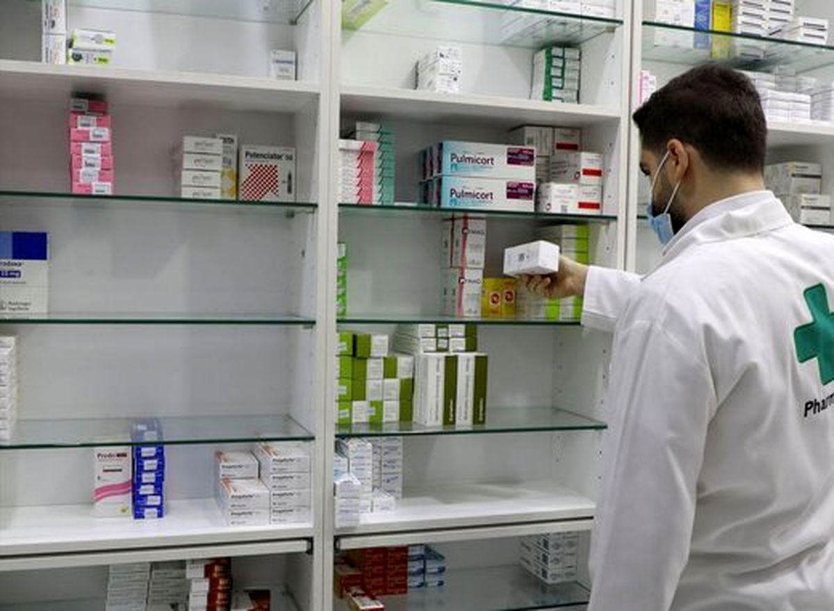 روزنامه دولت، تقصیرات کمبود دارو را به گردن دیگران انداخت