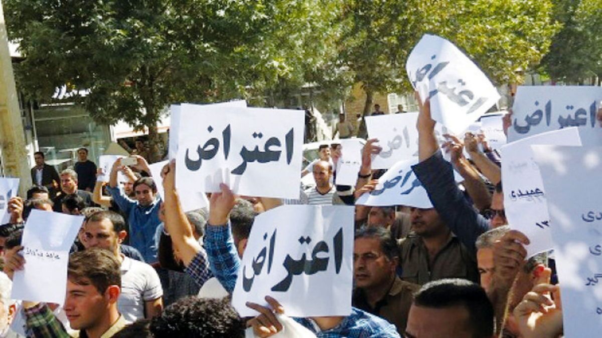 روزنامه جمهوری اسلامی: اعتماد مردم به حکمرانان آسیب دیده