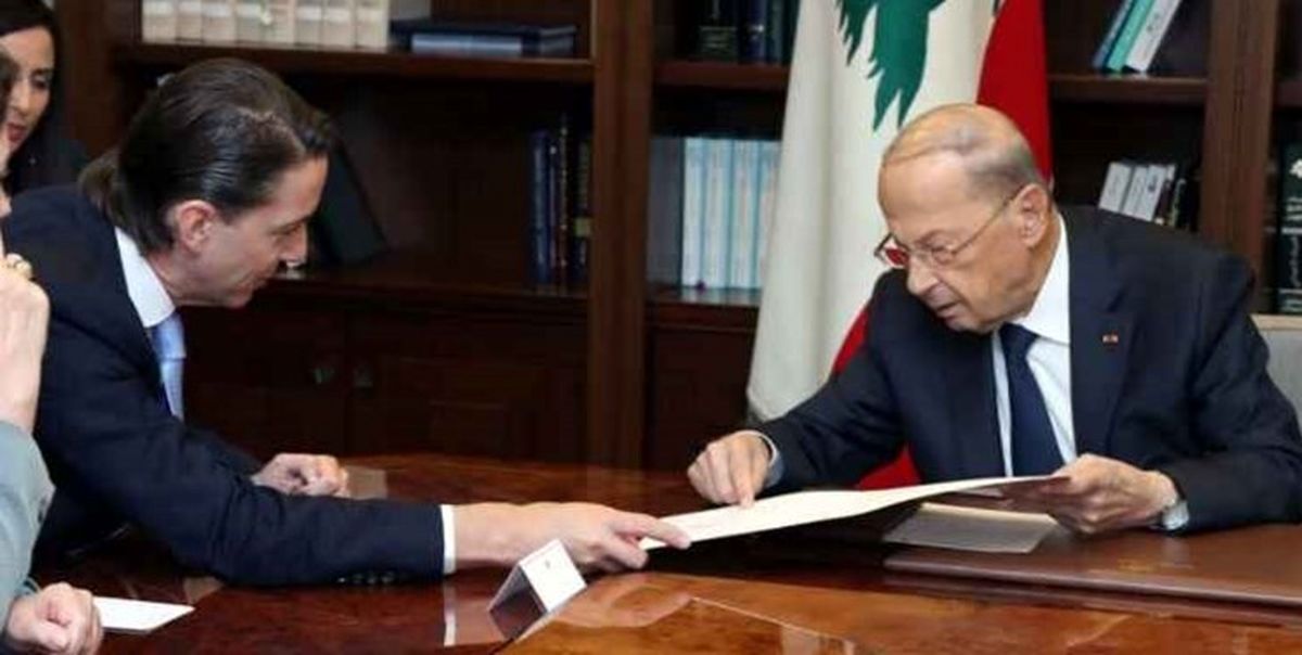 رئیس‌جمهور لبنان متن توافق ترسیم مرز دریایی با اسرائیل را امضا کرد