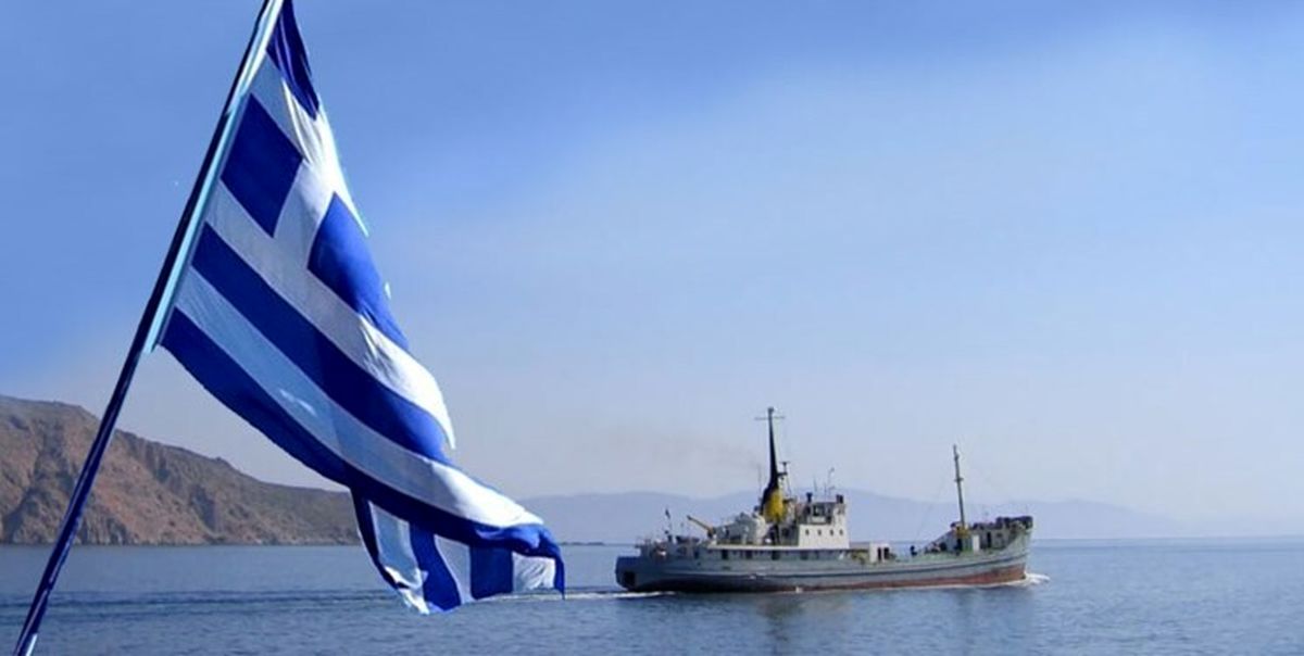 رویترز: نفتکش ایرانی که توسط یونان توقیف شده بود، محموله خود را در سوریه تخلیه کرده