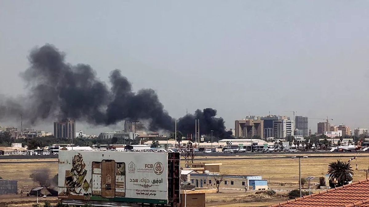 در سودان چه خبر است؟  شبه‌نظامیان مدعی کنترل بر فرودگاه و کاخ ریاست جمهوری شدند