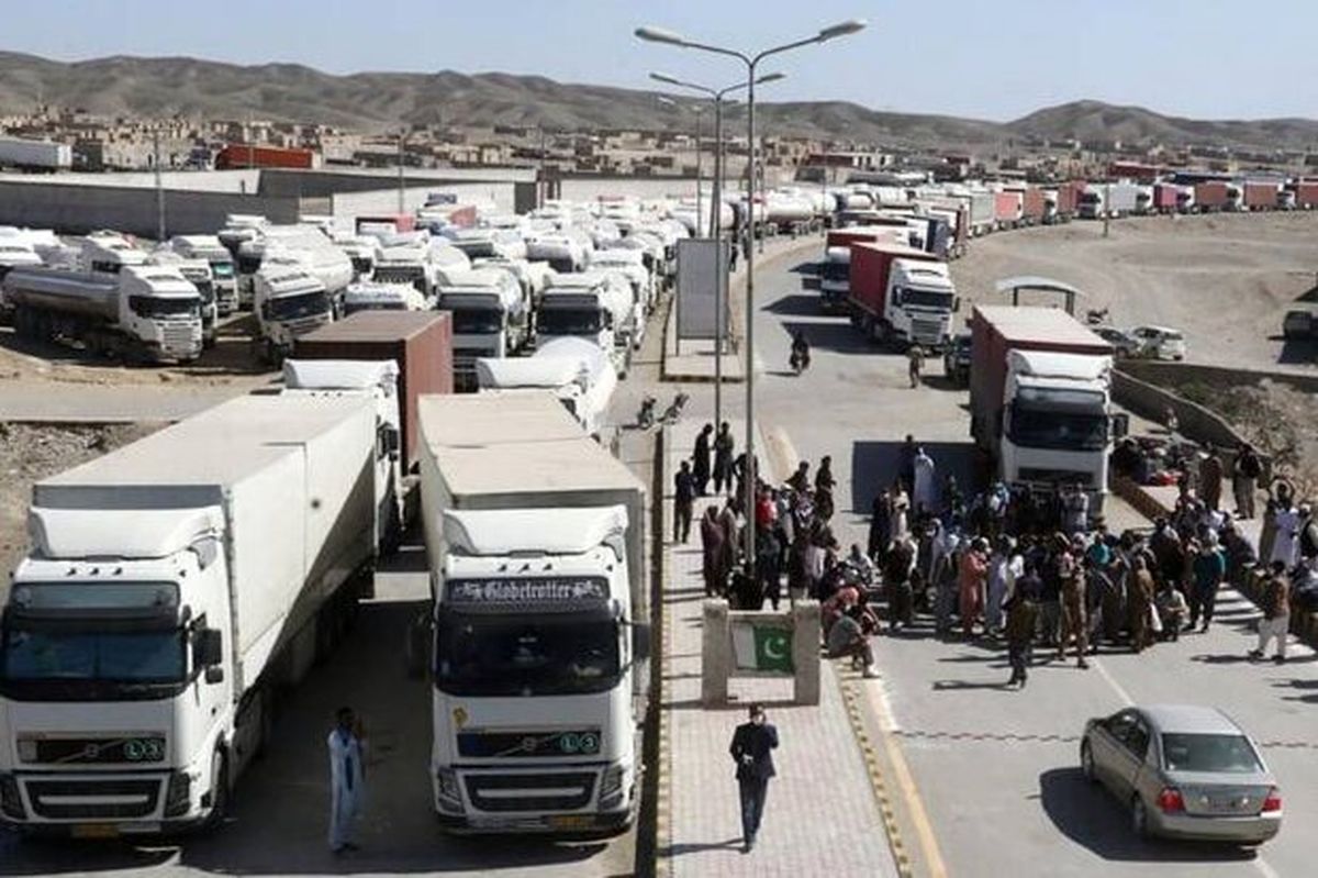 «تردد مرزی ایران و پاکستان در حوزه میرجاوه در حال انجام است»