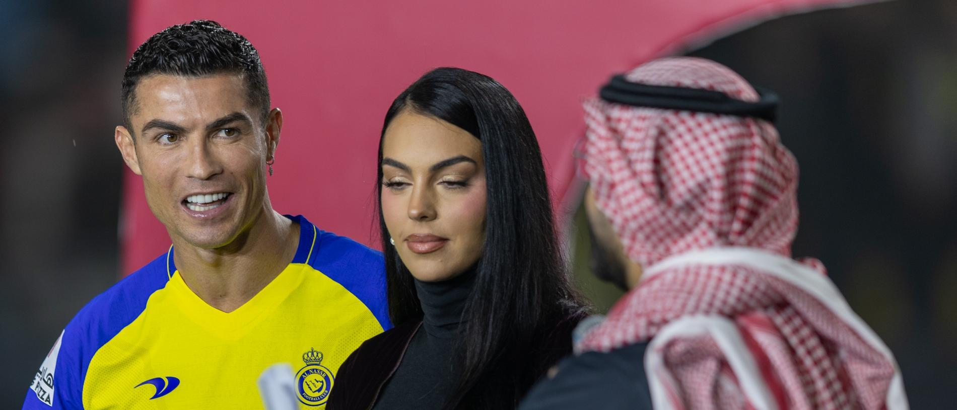 مصایب همسران فوتبالیست‌ها برای زندگی در عربستان
