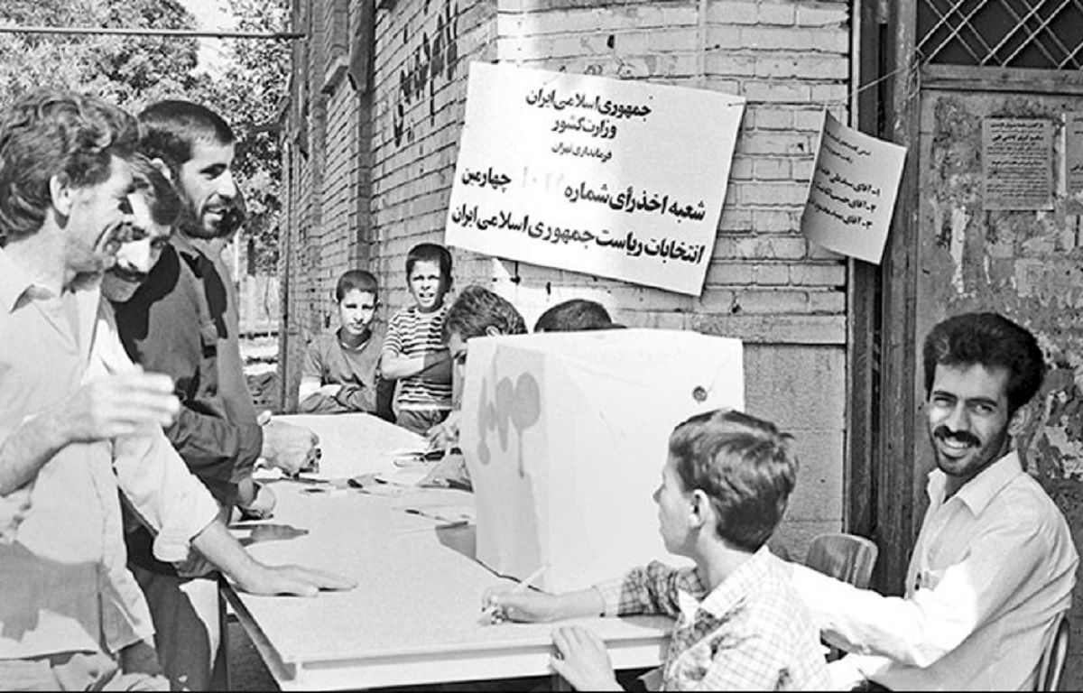 حمله کیهان به میرحسین موسوی: عملکرد او باعث کاهش مشارکت در انتخابات شد