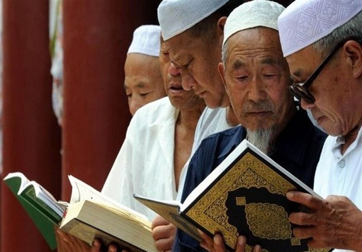 داشتن قرآن در تلفن همراه مسلمانان چین برای بازداشت آن‌ها کافی است!
