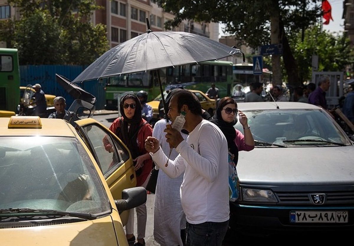 ثبت گرم‌ترین روز تهران از ابتدای بهار تا کنون؛ دمای هوا در پایتخت به ۳۰ درجه رسید