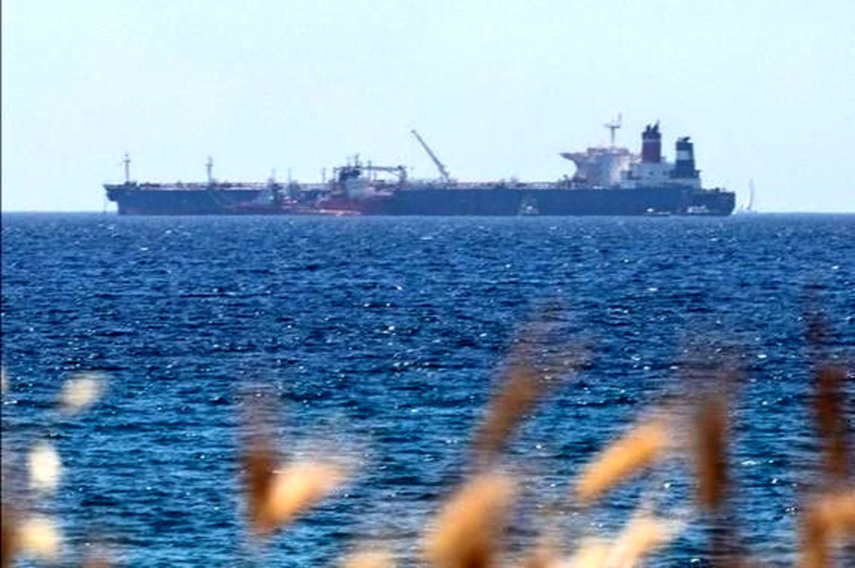 امارات، آمریکا را برای واکنش به توقیف نفتکش‌‌ها از سوی ایران تحت فشار گذاشت