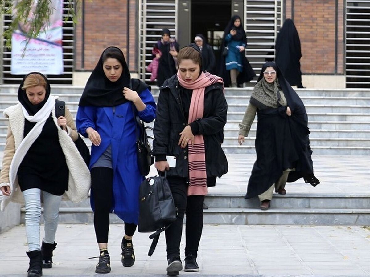 کیهان: حجت بر مسئولان تمام است؛ باید با قاطعیت با اقلیت هنجارشکن در مسئله حجاب برخورد شود