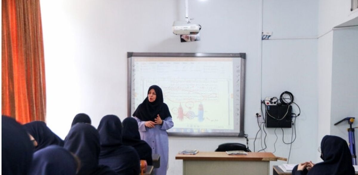 ایسنا: التزام عملی به عفاف و حجاب شرط «استخدام و رتبه‌بندی» در آموزش و پرورش