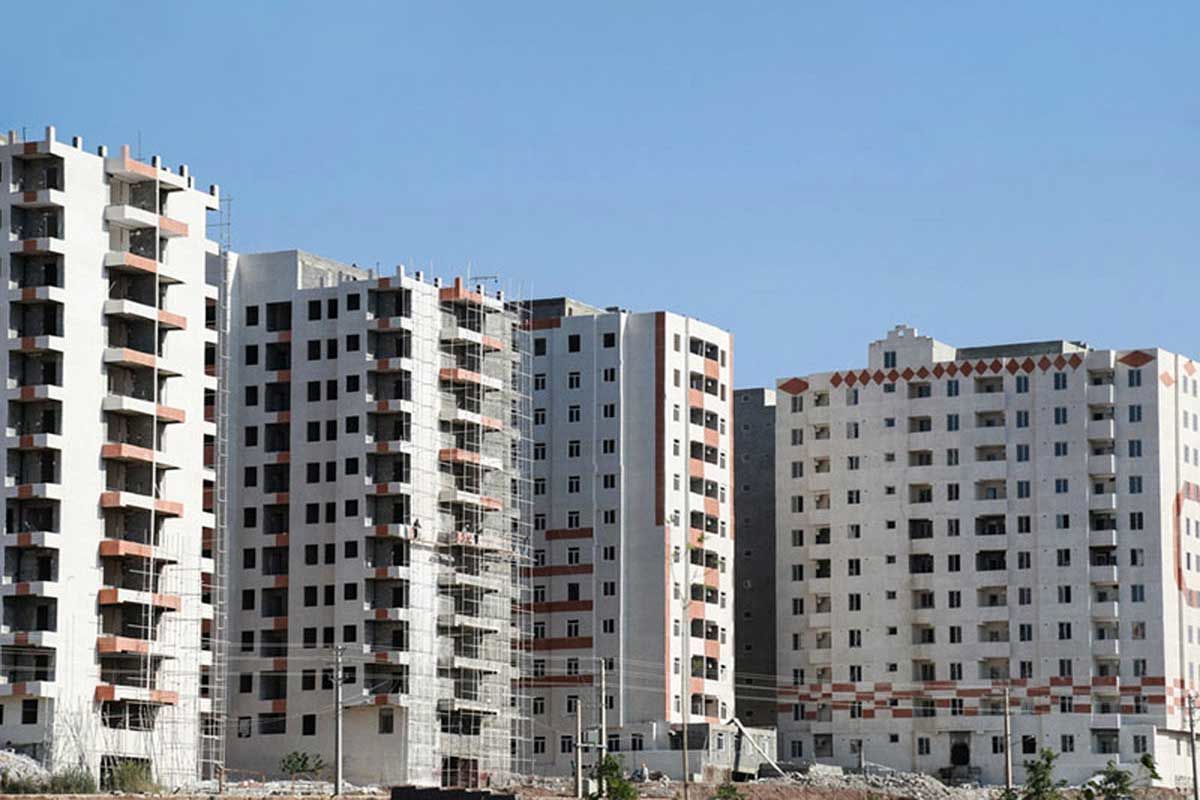 از وعده ساخت ۴ میلیون مسکن تا رضایت به آپارتمان ۲۵ متری
