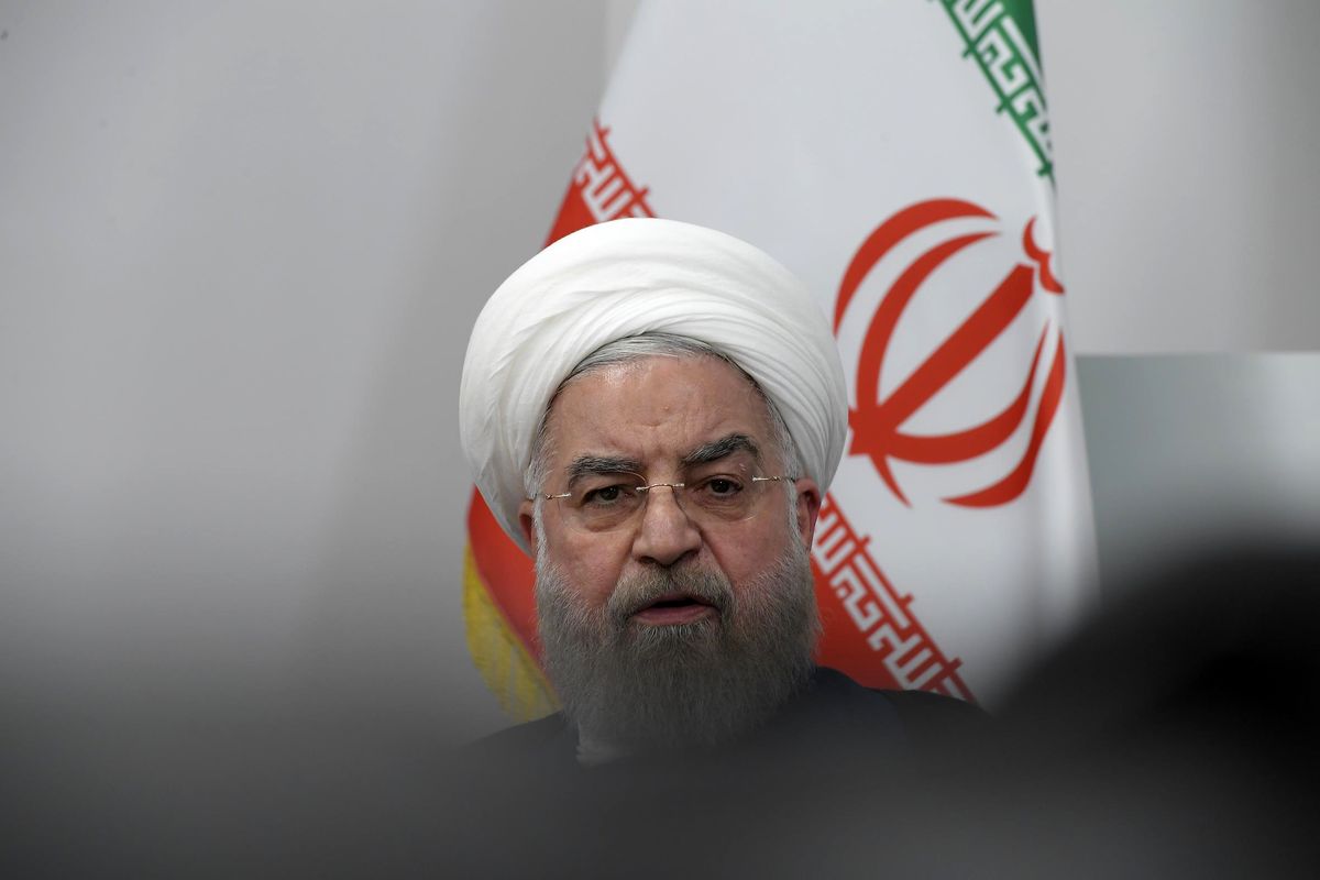 حسن روحانی: تلویزیون به بدترین روز سیاه افتاده/ مشکل با قهر و در خیابان حل نمی‌شود