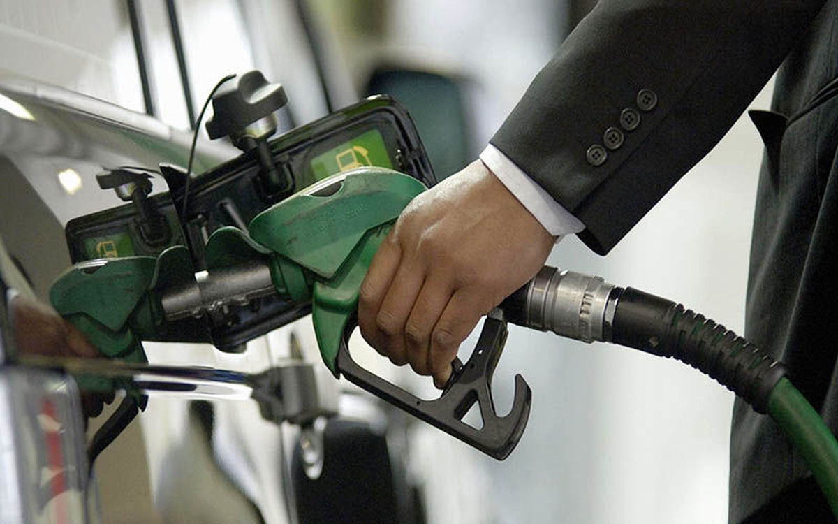 مدیرعامل شرکت پخش فرآورده‌های نفتی: تمام پمپ بنزین‌ها بصورت دستی فعال شدند